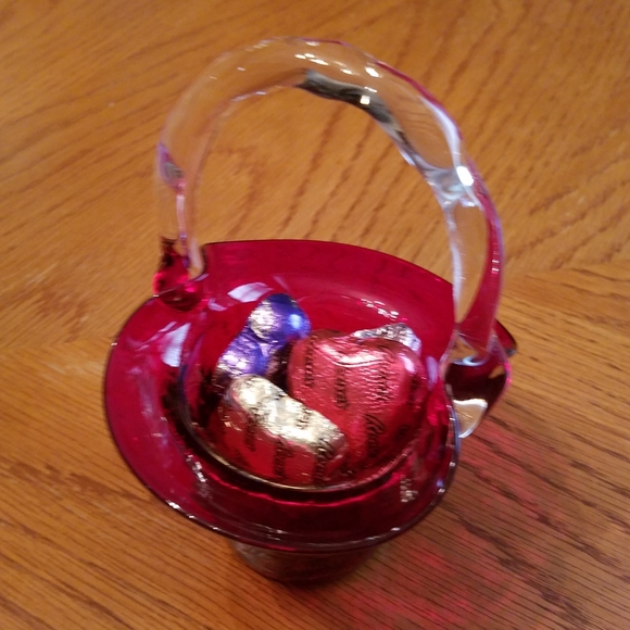 Kanawha Red Glass Bride's Basket - Picture 3 of 4